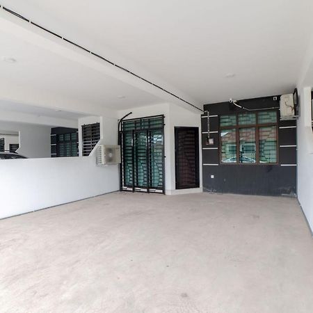 Hilmera Guesthouse Kuantan Exterior foto